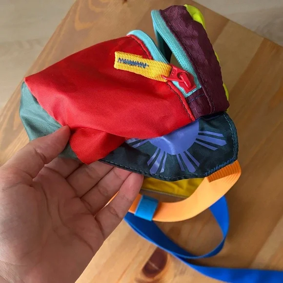 Cotopaxi Colorful Waist/fanny Pack with Red and Blue - Picture 4 of 5